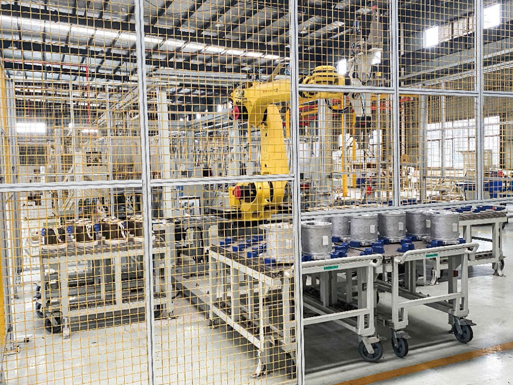 定子熱（rè）裝機器人